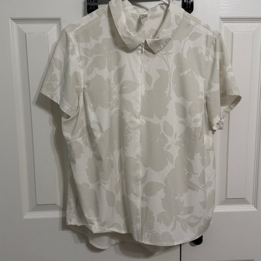 SPANX Sunshine Short sleeve